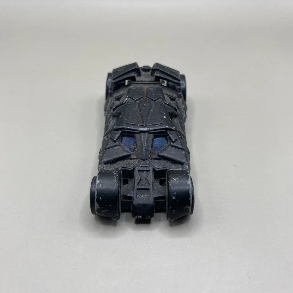 Hot Wheels DC Comics Batman‎ The Dark Knight Tumbler Black H6294 Die Cast Car
